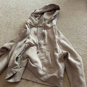 tan lululemon scuba jacket